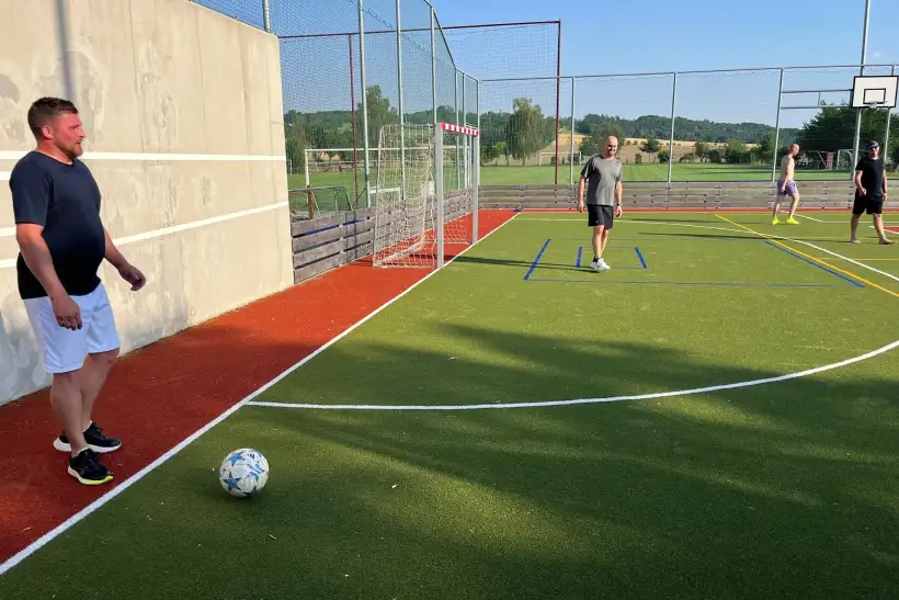 Páteční odpoledne jinak: společné setkání plné pohody a letní atmosféry