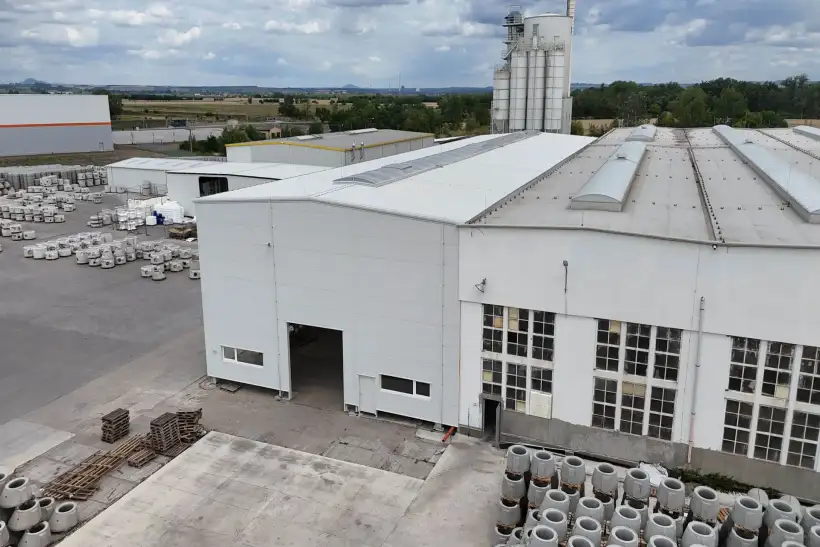 We have handed over the production hall near Mělník