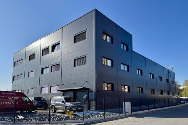 Administrativně výrobní hala Lambert Elektronics - administrativní část 2