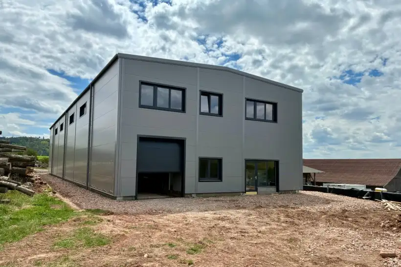 Warehouse hall with a mezzanine in Malhostovice near Brno
