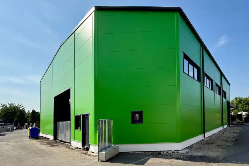 Production and storage hall in Karviná