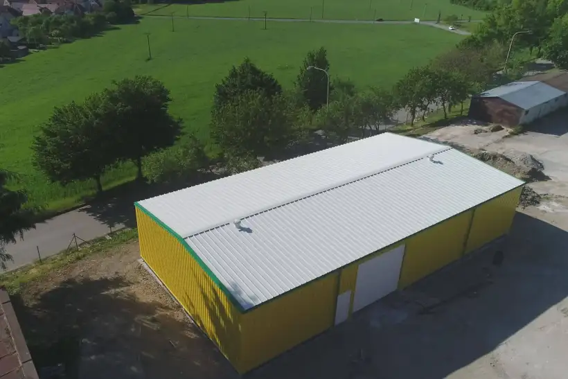 Skladová poľnohospodárska hala v Štítnej nad Vláří