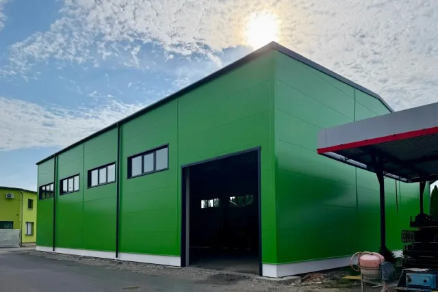 Production and storage hall in Karviná